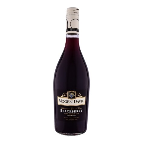 MOGEN DAVID BLACKBERRY FLAVORED WINE 750ML