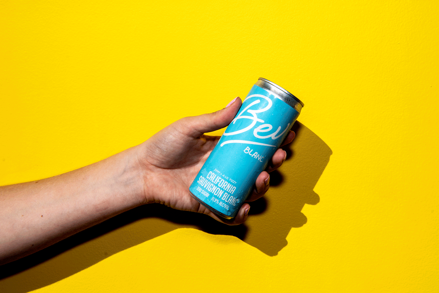 BEV CALIFORNIA SAUVIGNON BLANC 250mL (24 Cans)